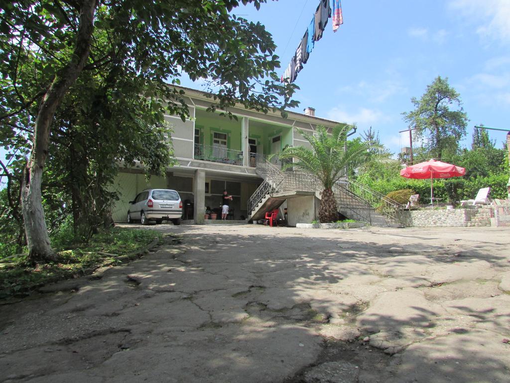 Joni Guest House Batumi Exteriér fotografie